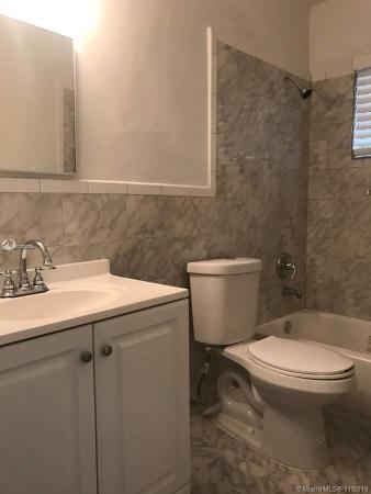 1098 NE 34th Ct #6, Oakland Park, Florida 33334, image 1