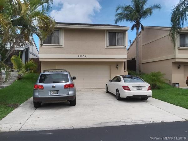 21909 SW 100th Pl, Cutler Bay, Florida 33190, image 2