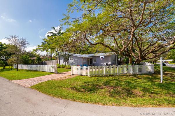 Ludlum Estates, 6520 SW 76th St, South Miami, Florida 33143, image 2
