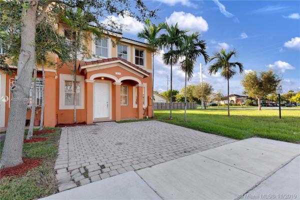 Bluewaters, 24016 SW 109th Ct #24016, Princeton, Florida 33032, image 2