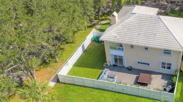 Regents Park, 3020 Bogota Ave, Cooper City, Florida 33026, image 2