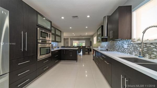 Coral Way Estates, 2830 SW 114th Ave, University Park, Florida 33165, image 2