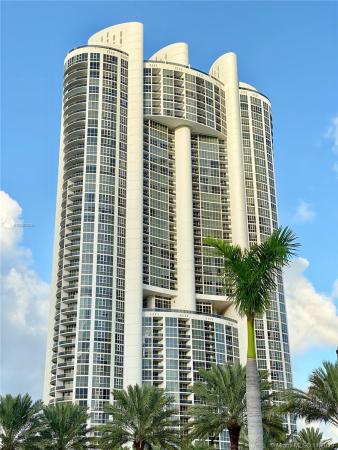 Trump Royale, 18201 Collins Ave #PH5308, Sunny Isles Beach, Florida 33160, image 2