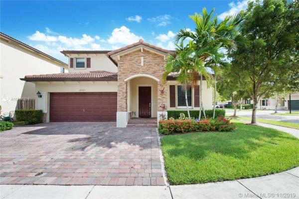 Enclave At Black Point Marina, 22525 SW 105th Ct, Cutler Bay, Florida 33190, image 2