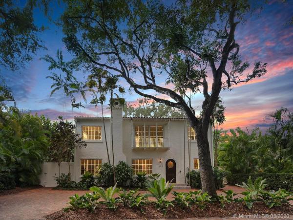 Ewanton Heights, 3614 Bayview Rd, Miami, Florida 33133, image 2