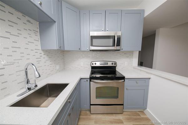 Hollywood Suburbs, 6321 Arthur St, Hollywood, Florida 33024, image 2