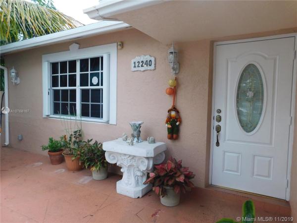 Eureka Manor, 12240 SW 187th St, South Miami Heights, Florida 33177, image 2