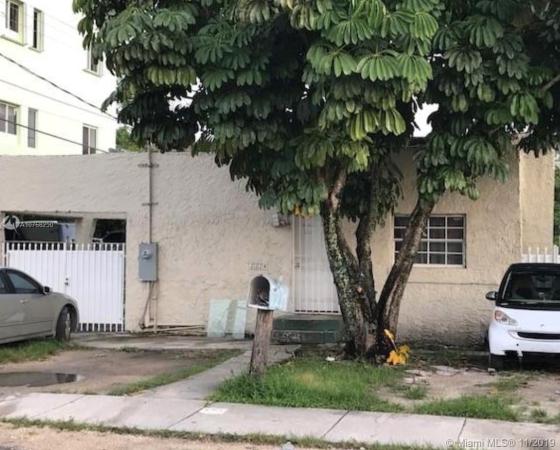 Evergreen Lawns, 2224 NW 34th St, Miami, Florida 33142, image 2