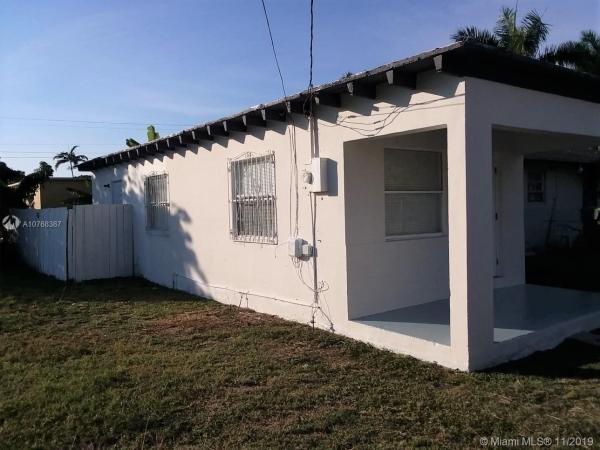 Ewings, 536 SW 3rd Ter, Homestead, Florida 33030, image 2