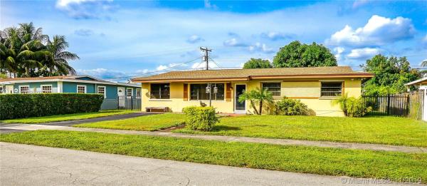 Lake Stevens Estates At Carol City, 5451 NW 178th Ter, Miami Gardens, Florida 33055, image 2