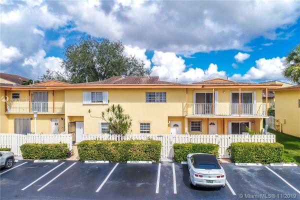 Centre Court, 8320 SW 154th Ave #30, Kendall West, Florida 33193, image 2