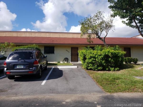 Waterside Townhomes, 28006 SW 140th Ct 0, Leisure City, Florida 33033, image 2
