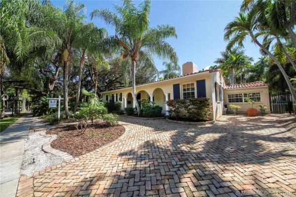 Natoma Manors, 1624 Tigertail Ave, Miami, Florida 33133, image 2