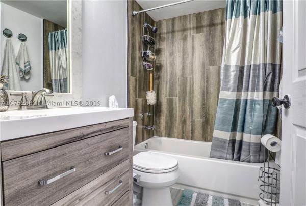The Palms Of Pembroke, 251 W Palm Cir W #108, Pembroke Pines, Florida 33025, image 1