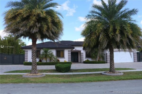 13241 SW 204th St, Unincorporated Dade County, Florida 33177, image 2