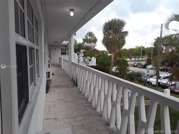 Colonial Court, 1471 NE 170th St #215A, North Miami Beach, Florida 33162, image 2