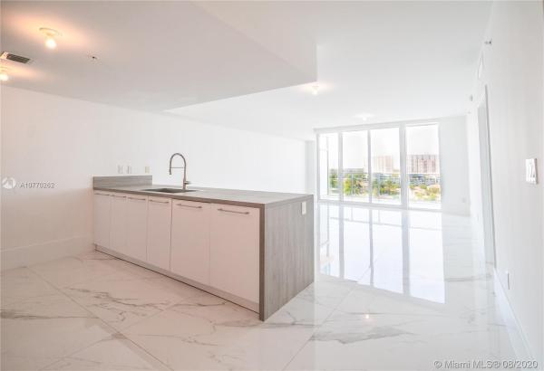 400 Sunny Isles East, 400 Sunny Isles Blvd #917, Sunny Isles Beach, Florida 33160, image 2