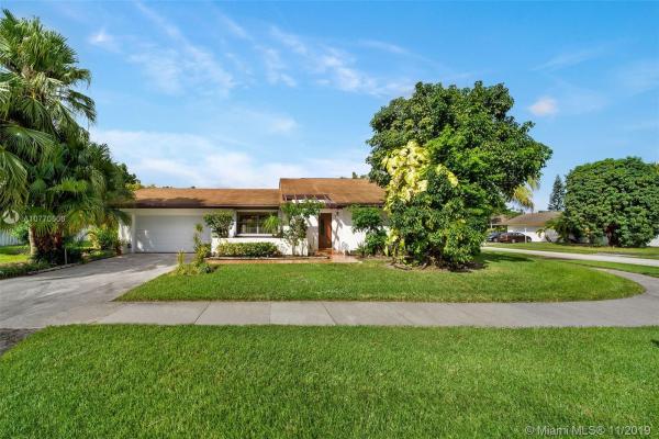 Sabal Chase, 11605 SW 107th Ter, Kendall, Florida 33176, image 2