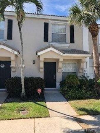 Palmbrooke Townhomes, 5226 Palmbrooke Cir, West Palm Beach, Florida 33417, image 2