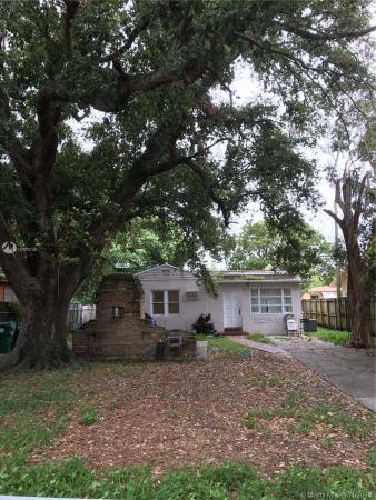 3160 NW 32nd St, Unincorporated Dade County, Florida 33142, image 2