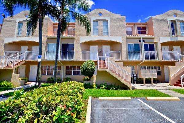 Coral Pointe Townhomes, 675 NW 85th Ct #8-108, Fountainebleau, Florida 33126, image 2