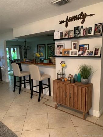Tamiami Lakes, 1806 SW 136th Pl, Tamiami, Florida 33175, image 2