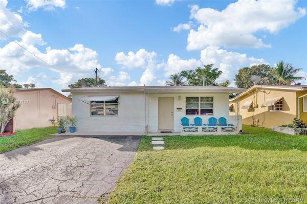 Gold Key Villas, 6888 NW 30th St, Sunrise, Florida 33313, image 2