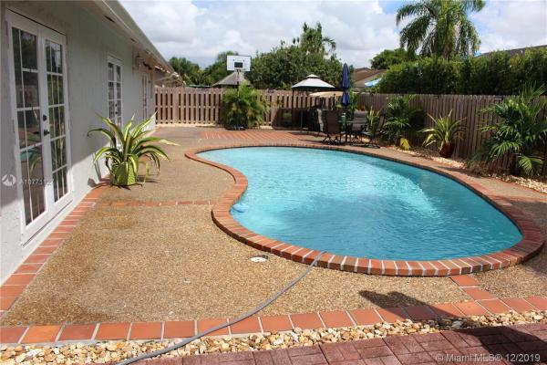 Woodfield, 10505 SW 146th Ave, The Hammocks, Florida 33186, image 2