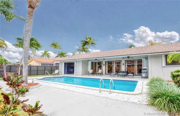 Shores Calusa, 10916 SW 139th Pl, The Hammocks, Florida 33186, image 2