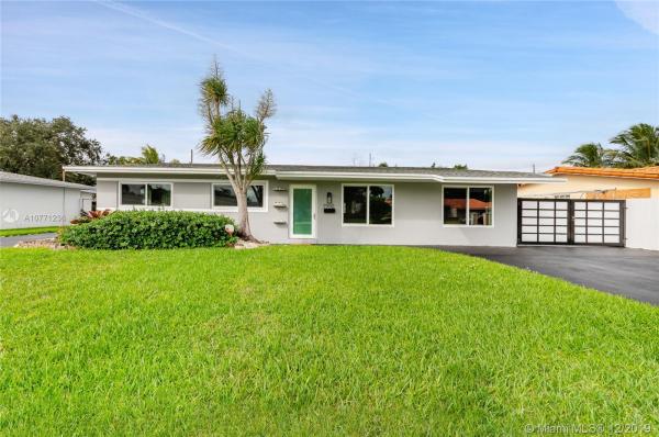 Heftler Homes Sunset Park, 7900 SW 97th Ct, Sunset, Florida 33173, image 2