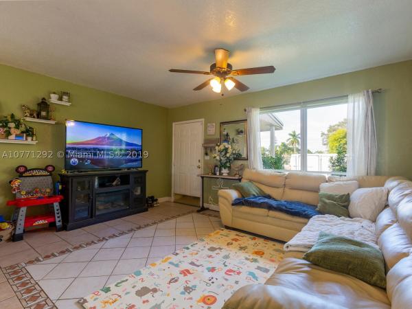 Homestead Lake Park Homes, 14720 SW 301st St, Leisure City, Florida 33033, image 3