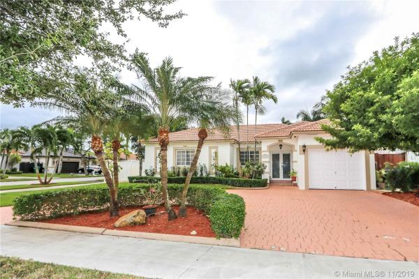 Royal Garden Estates, 8882 NW 163rd Ter, Miami Lakes, Florida 33018, image 2