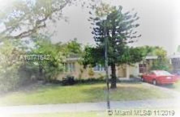 Calvert Manors, 6150 SW 17th St, West Miami, Florida 33155, image 2
