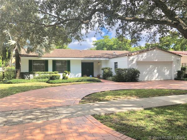 Eagle Nest, 15431 Durnford Dr, Miami Lakes, Florida 33014, image 2
