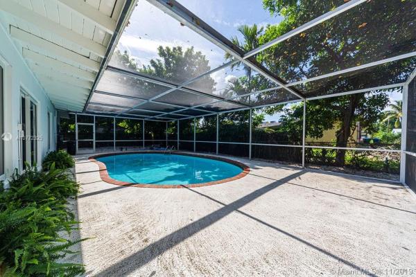 Sierra Mirada, 340 NW 194th Ter, Miami Gardens, Florida 33169, image 2