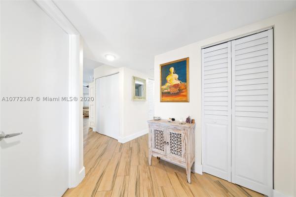 San Simeon, 21300 San Simeon Way #Q3, Ives Estates, Florida 33179, image 2