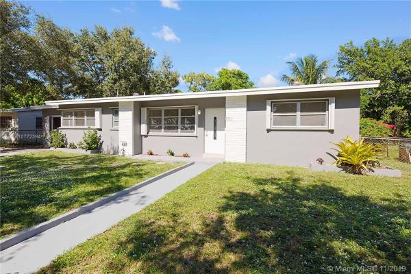 Carol City, 3771 NW 191 St #, Miami Gardens, Florida 33055, image 2