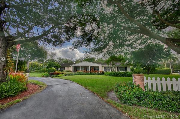 8190 SW 69th Ter, Glenvar Heights, Florida 33143, image 2
