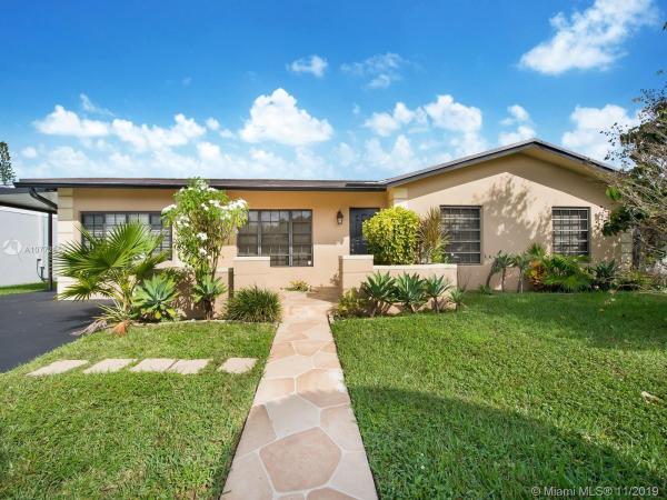 Devon Aire Estates, 12065 SW 117th Ter, The Crossings, Florida 33186, image 2