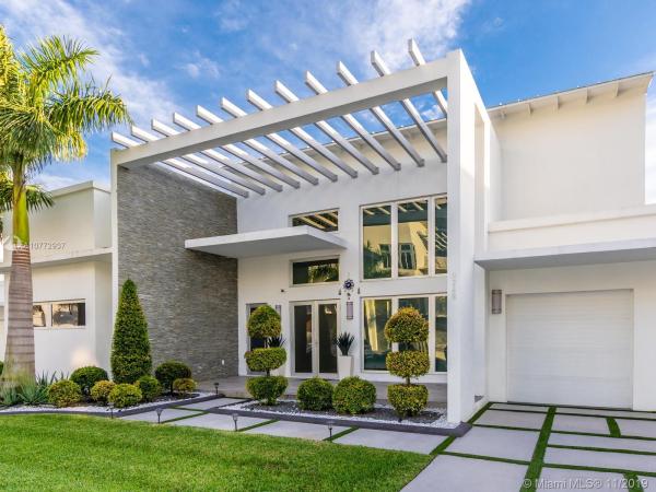 Oasis Park Square At Doral, 8248 NW 34th Dr, Doral, Florida 33122, image 2