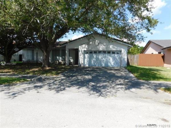 River Bend, 14551 SW 150th St, Country Walk, Florida 33186, image 2
