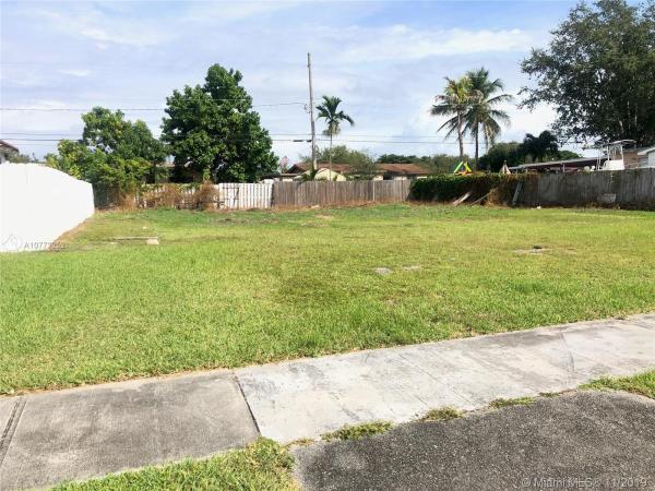 Benson Manor, 10521 SW 204, Cutler Bay, Florida 33189, image 2