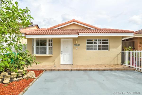 Biltmore Estates, 11521 NW 88th Ave, Hialeah Gardens, Florida 33018, image 2