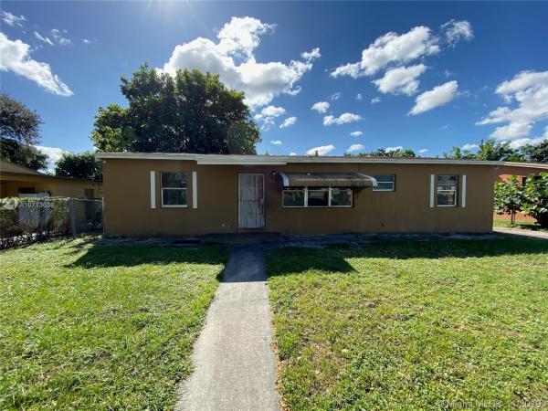 Pine Tree Park, 3030 NW 157th St, Miami Gardens, Florida 33054, image 2