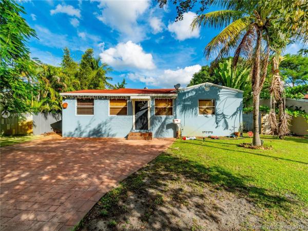 Alden Manor, 1853 Mayo St, Hollywood, Florida 33020, image 2