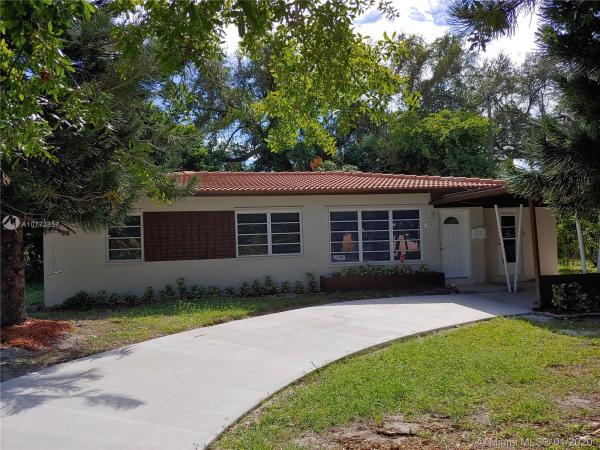 Brookside Estates, 1080 NE 150th St, Golden Glades, Florida 33161, image 2