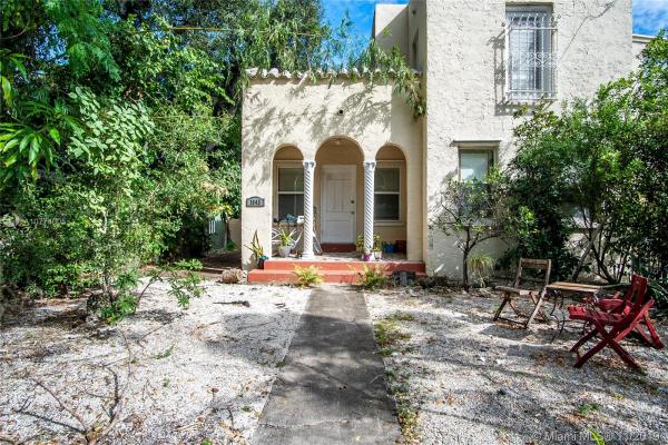 Irons Manor, 1045 NE 131st St, North Miami, Florida 33161, image 2