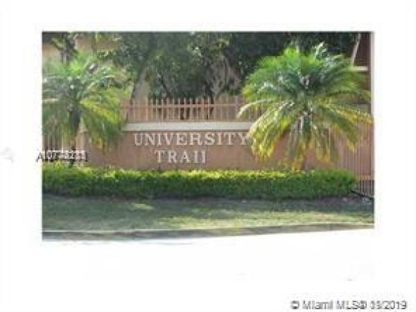 University Trail, 810 SW 129th Pl #210, Tamiami, Florida 33184, image 2