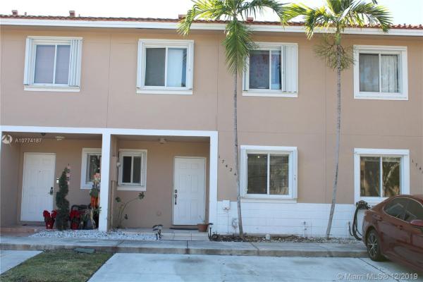 Weitzer Serena Lakes Townhomes, 17424 SW 139th Ct, Richmond West, Florida 33177, image 2