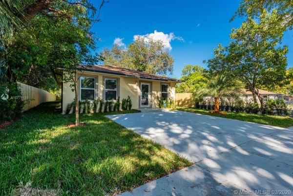 Irons Manor, 1065 NE 132nd St, North Miami, Florida 33161, image 2